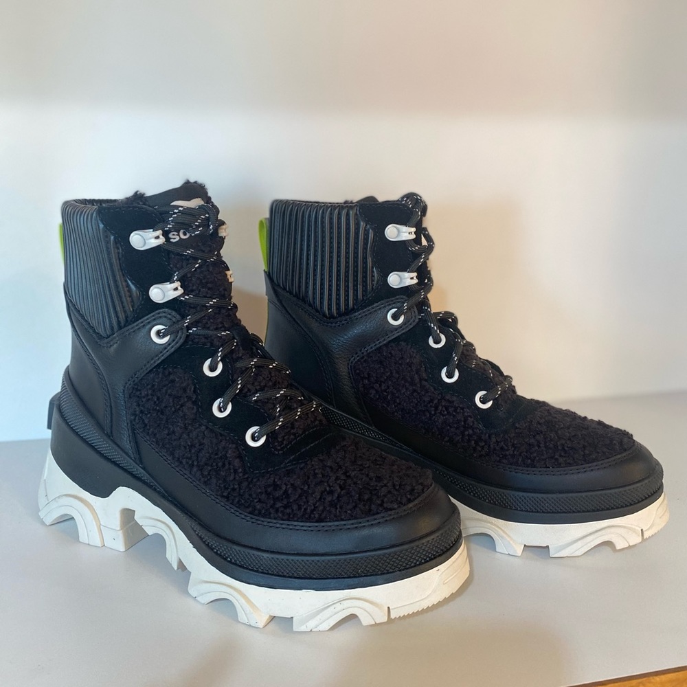 Women’s Brex Boot Cozy Lace